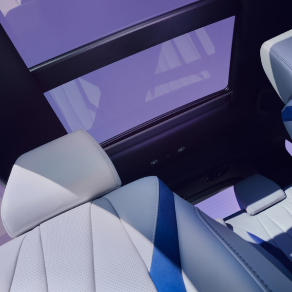 2025 ADX Moonroof